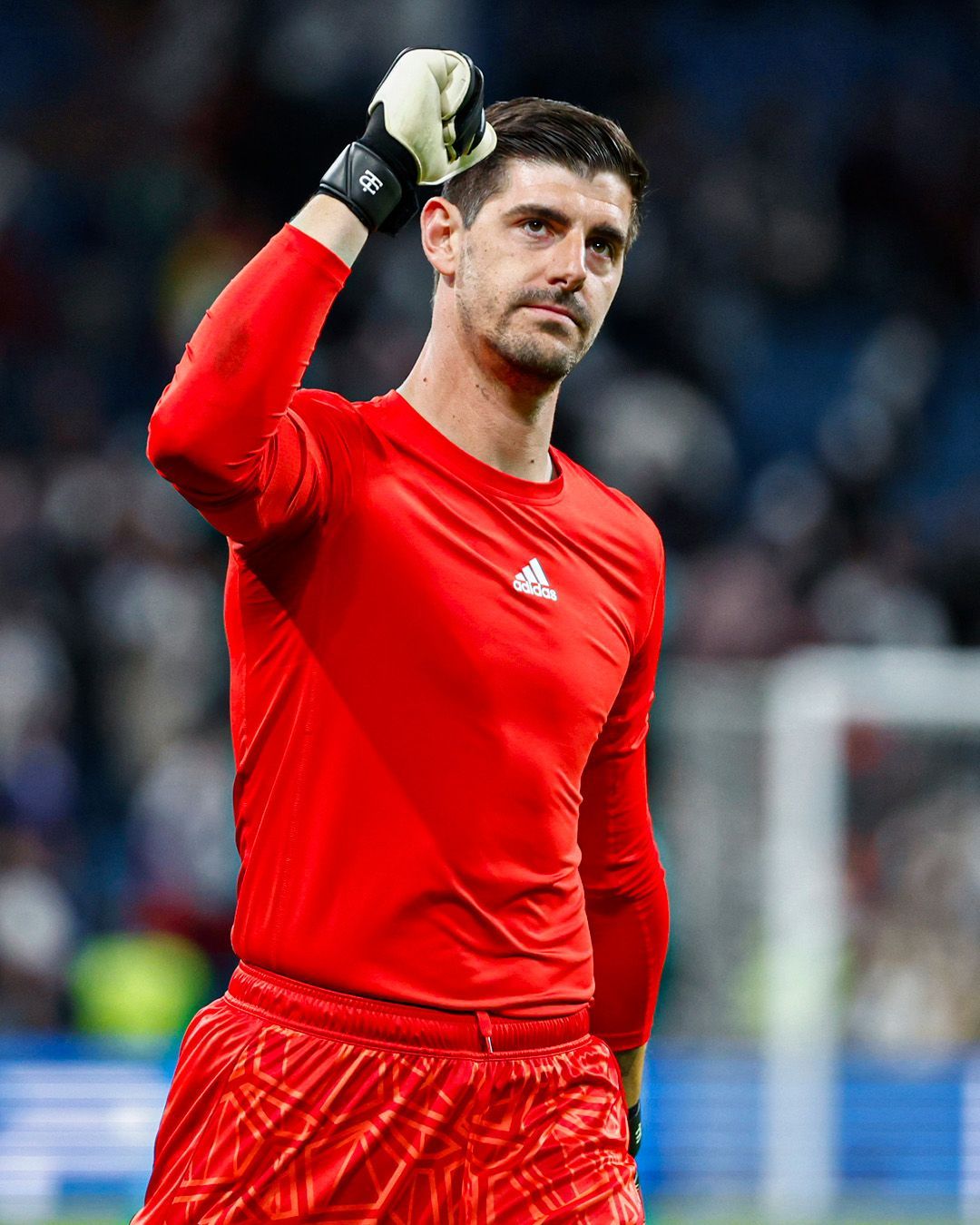 开云体育登录-塞维利亚横扫巴萨，库尔图瓦惊艳四座的简单介绍